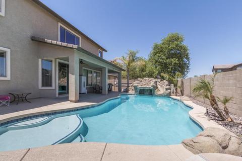 3296 E Tonto Ct, Gilbert, AZ 85298 photo 2