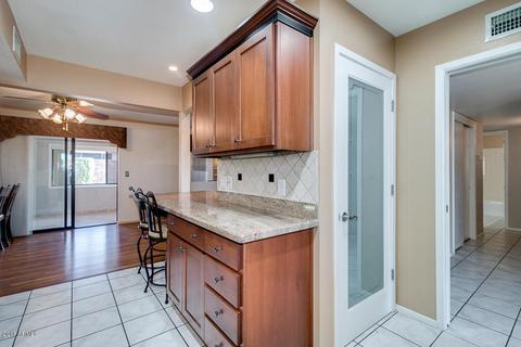 8018 E Kiva Ave, Mesa, AZ 85209 photo 11