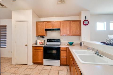 1901 S Valley Dr, Apache Junction, AZ 85120 photo 8
