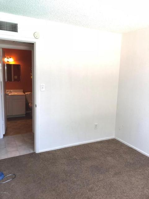 7741 W Mackenzie Dr, Phoenix, AZ 85033 photo 14