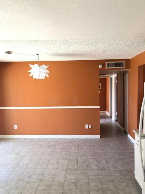 7741 W Mackenzie Dr, Phoenix, AZ 85033 photo 6