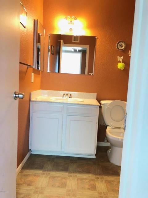7741 W Mackenzie Dr, Phoenix, AZ 85033 photo 16