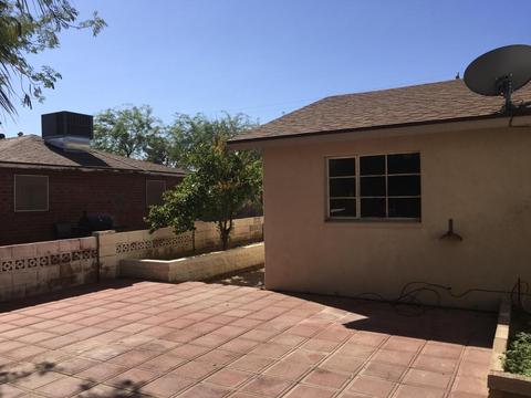 1723 E Lynne Ln, Phoenix, AZ 85042 photo 4