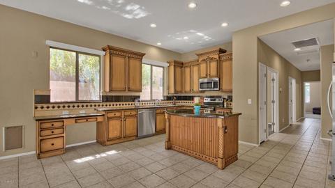 2851 Estrella Ct, Gilbert, AZ 85296 photo 10