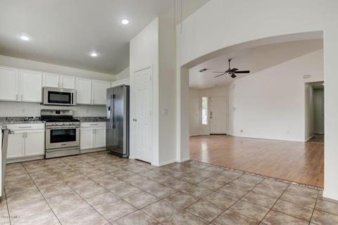 559 S 27th Pl, Mesa, AZ 85204 photo 7