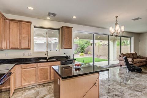 809 E Constance Way, Phoenix, AZ 85042 photo 14