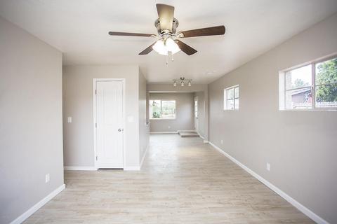 5833 S 34th Pl, Phoenix, AZ 85040 photo 12