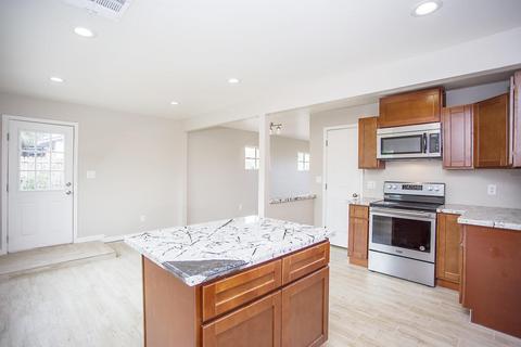 5833 S 34th Pl, Phoenix, AZ 85040 photo 1