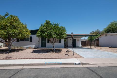 2225 E Waltann Ln, Phoenix, AZ 85022 photo 1