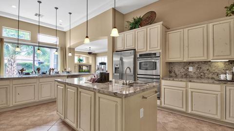 4593 E Carob Dr, Gilbert, AZ 85298 photo 9