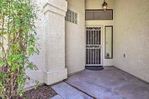 988 E Chilton Dr, Tempe, AZ 85283 photo 1