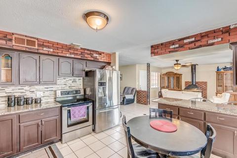 3944 W Cavalier Dr, Phoenix, AZ 85019 photo 5