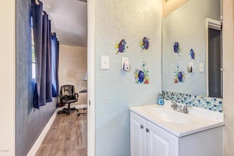3944 W Cavalier Dr, Phoenix, AZ 85019 photo 16