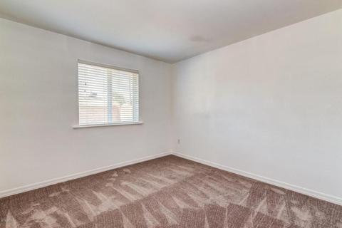 214 E Colgate Dr, Tempe, AZ 85283 photo 15
