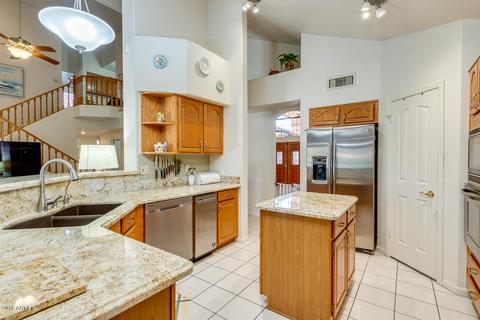 955 W Iris Dr, Gilbert, AZ 85233 photo 14