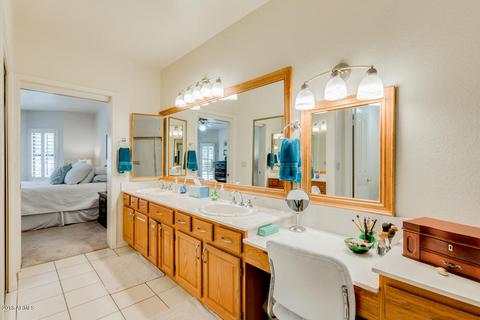 955 W Iris Dr, Gilbert, AZ 85233 photo 25