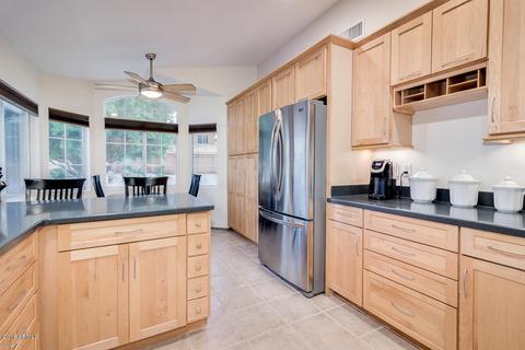 734 E Glenhaven Dr, Phoenix, AZ 85048 photo 3