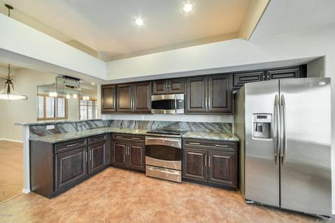 989 E Todd Dr, Tempe, AZ 85283 photo 2