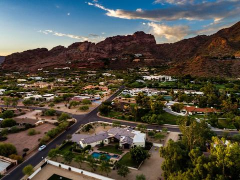 4951 E Palomino Rd, Phoenix, AZ 85018 photo 2