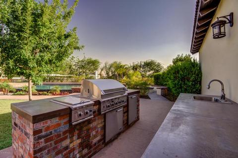 4951 E Palomino Rd, Phoenix, AZ 85018 photo 16