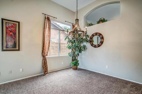 3215 E Sequoia Dr, Phoenix, AZ 85050 photo 4