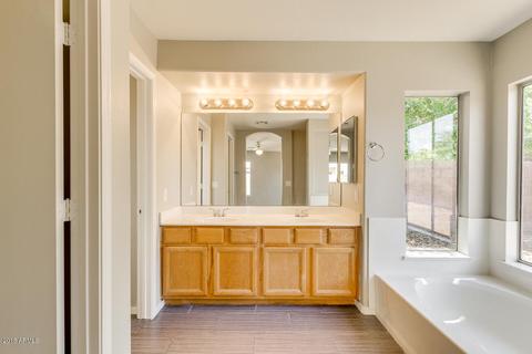 651 W Baylor Ln, Gilbert, AZ 85233 photo 15