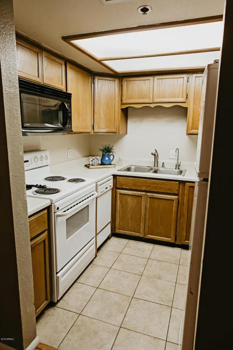 17 E Ruth Ave #107, Phoenix, AZ 85020 photo 6