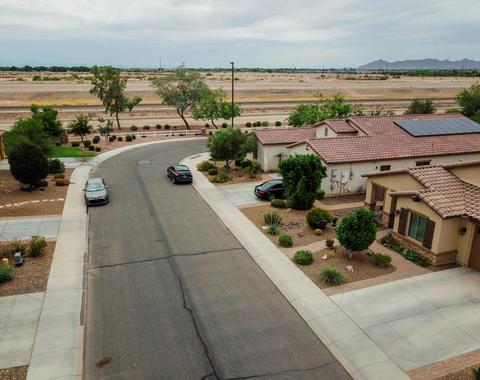 2757 E Rakestraw Ln, Gilbert, AZ 85298 photo 4