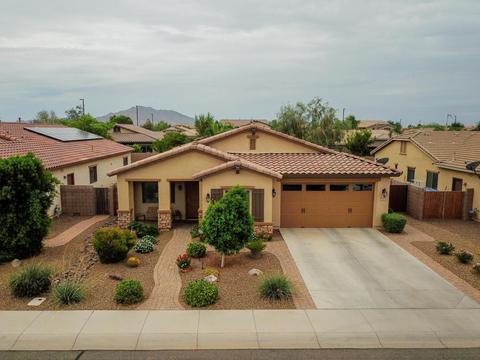 2757 E Rakestraw Ln, Gilbert, AZ 85298 photo 1