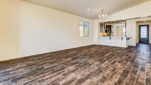 532 E Creosote Dr, Phoenix, AZ 85085 photo 8
