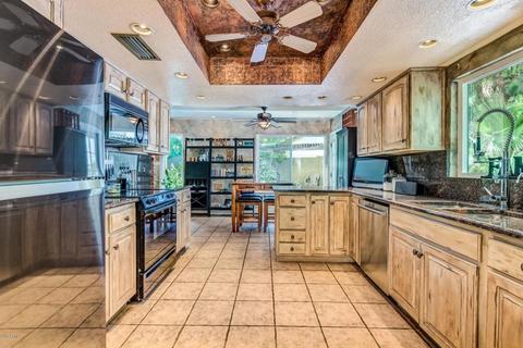 2302 W Lompoc Cir, Mesa, AZ 85202 photo 8