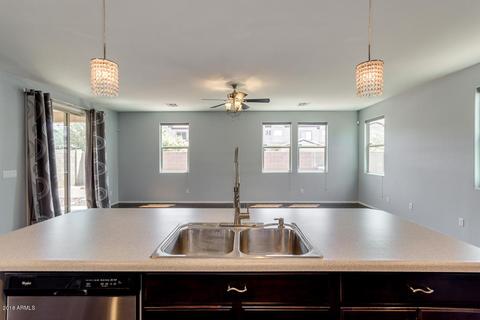 51 S 57th Pl, Mesa, AZ 85206 photo 4
