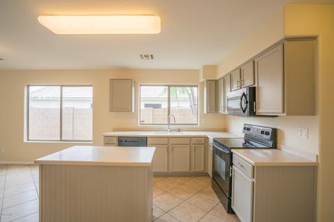 2241 E Soft Wind Dr, Phoenix, AZ 85024 photo 3