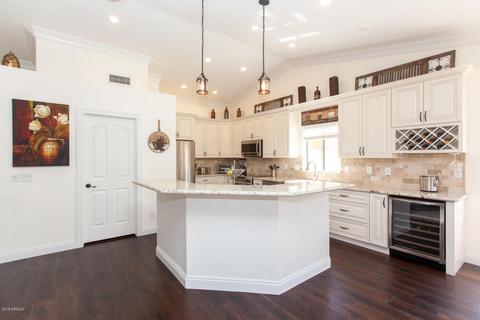 260 W Windsor Dr, Gilbert, AZ 85233 photo 2