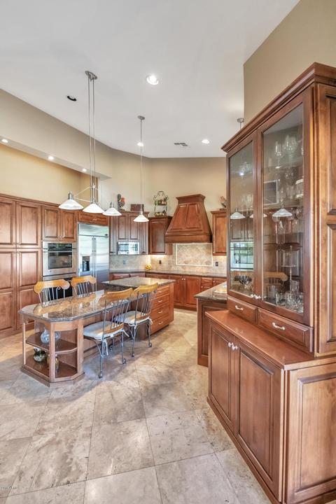 15624 S 15th Pl, Phoenix, AZ 85048 photo 9