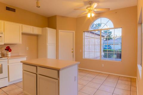 47 N Birch St, Gilbert, AZ 85233 photo 9