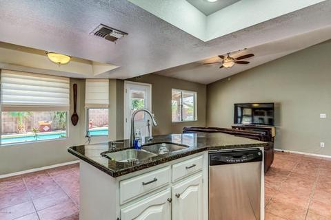 2218 E Diamond Ave, Mesa, AZ 85204 photo 5