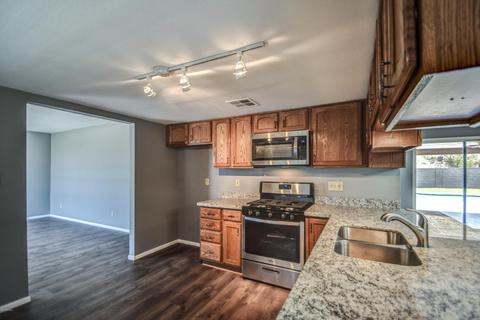 663 E Garnet Ave, Mesa, AZ 85204 photo 7