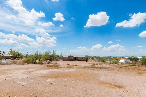 775 E Junction St, Apache Junction, AZ 85119 photo 2