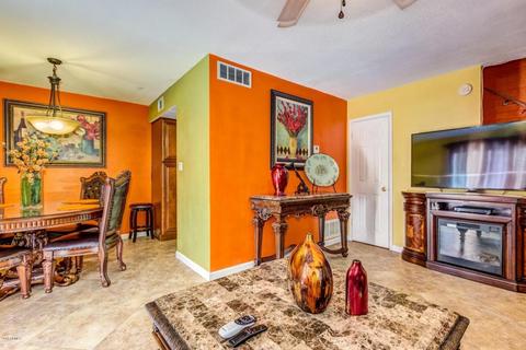 4262 N 68th Dr, Phoenix, AZ 85033 photo 8