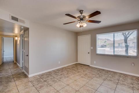 2220 E Claire Dr, Phoenix, AZ 85022 photo 10