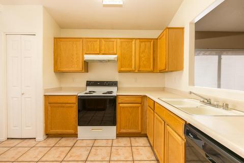 2239 E Morrow Dr, Phoenix, AZ 85024 photo 4