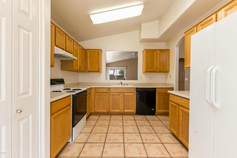 2239 E Morrow Dr, Phoenix, AZ 85024 photo 3