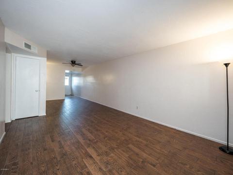3301 Earll Dr #127, Phoenix, AZ 85018 photo 3