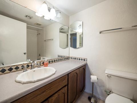 3301 Earll Dr #127, Phoenix, AZ 85018 photo 9