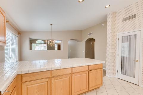 3530 E Kerry Ln, Phoenix, AZ 85050 photo 12
