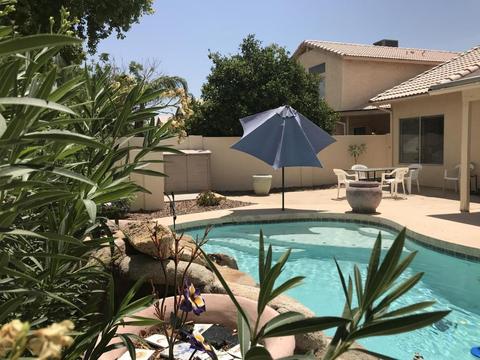 1916 E Fellars Dr, Phoenix, AZ 85022 photo 1