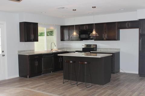 3745 W Crocus Dr, Phoenix, AZ 85053 photo 4