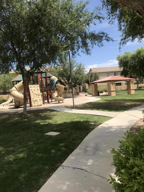 144 E Catclaw St, Gilbert, AZ 85296 photo 5