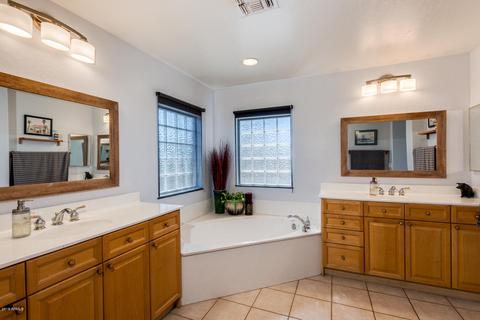 851 E Krista Way, Tempe, AZ 85284 photo 23